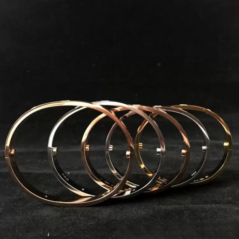 Fashion love Bangle bracelet homme Ladies Rose Gold Silver Lady Bangle Titanium Steel Screw Screwdriver Diamond Luxury Designer Jewelry Womens Mens Bracelets
Fashion love Bangle bracelet homme Ladies Rose Gold Silver Lady Bangle Titanium Steel Screw Screwdriver Diamond Luxury Designer Jewelry Womens Mens Bracelets