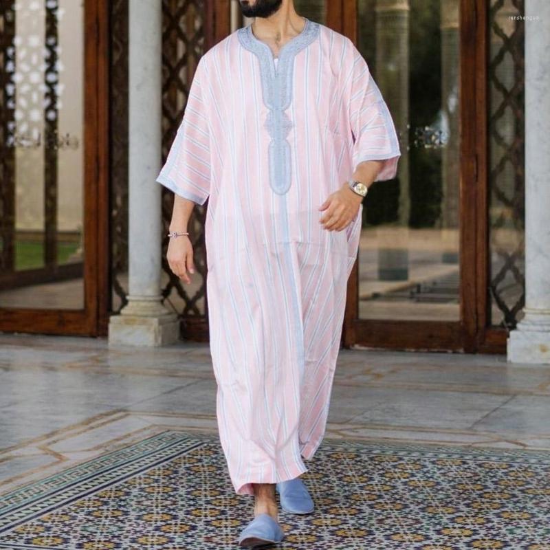 Ethnic Clothing Muslim Men Saudi-arabien Jubba Thobe Kaftan Nahen Osten Islamische Kleidung Mode Arabischen Abaya Robe
Ethnic Clothing Muslim Men Saudi-arabien Jubba Thobe Kaftan Nahen Osten Islamische Kleidung Mode Arabischen Abaya Robe