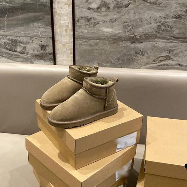 New winter classic couple designer mini platform boots super matte fur ladies snow boots suede wool blended comfortable anklesize 35-44, Customize
New winter classic couple designer mini platform boots super matte fur ladies snow boots suede wool blended comfortable anklesize 35-44, Customize