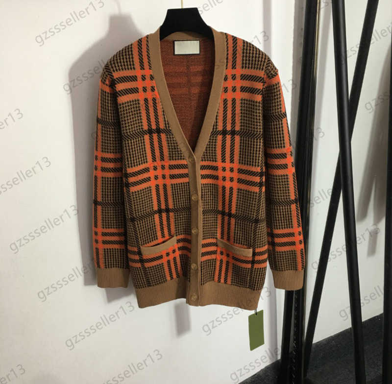 Cardigan Womens Sweater Contrast Color Plaid V-neck Knitted Sweaters Single Button Long Sleeve Pocket Design Loose Knitwear Autumn Winter Women Wear 2 Colors 1980
Cardigan Womens Sweater Contrast Color Plaid V-neck Knitted Sweaters Single Button Long Sleeve Pocket Design Loose Knitwear Autumn Winter Women Wear 2 Colors 1980