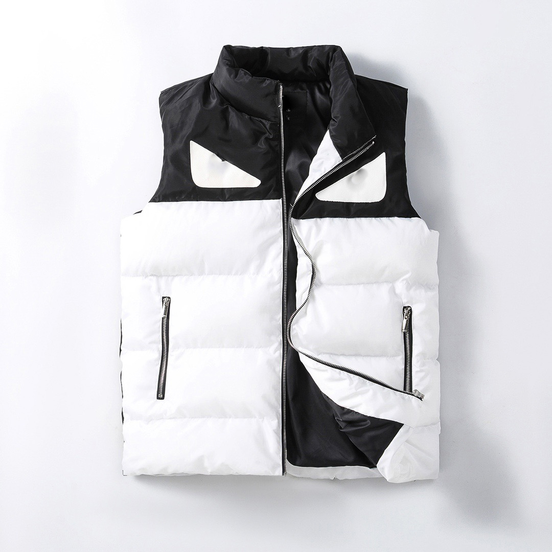 Men's Vests Designer Winter Jacket Sleeveless down cotton Outdoor trench coat couples thick warm coat Parker top fashion, White
Men's Vests Designer Winter Jacket Sleeveless down cotton Outdoor trench coat couples thick warm coat Parker top fashion, White