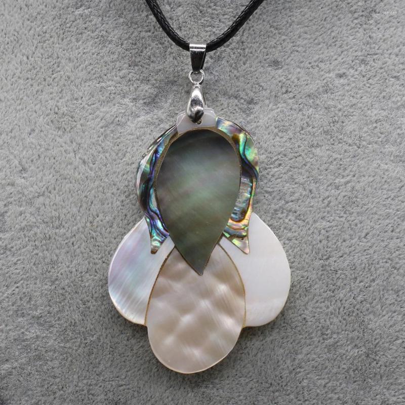 Chains Natural Shell Necklace With Exquisite Flower-Shaped Pendant Leather Cord 2MM Charms For Elegant Women Love Romantic Gift
Chains Natural Shell Necklace With Exquisite Flower-Shaped Pendant Leather Cord 2MM Charms For Elegant Women Love Romantic Gift