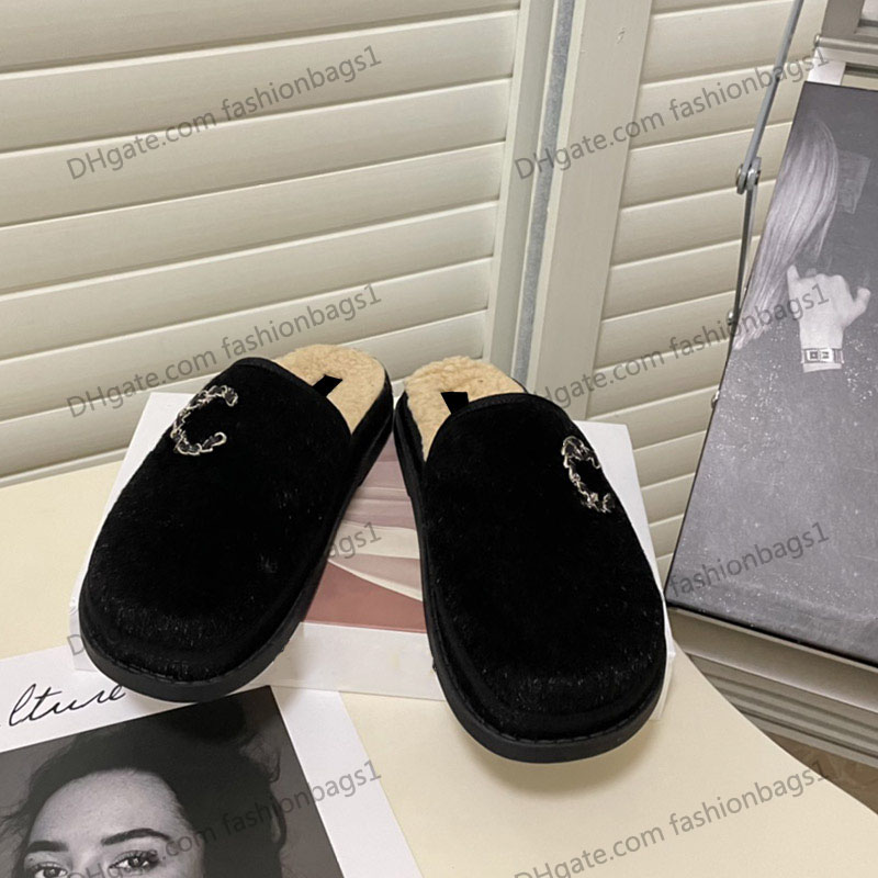 Womens Plush Slippers F/W Warm Comfy Slides Booties Leather Designer Mules Indoor Flip Flops Slip-on Flat Heels Shoe Luxurys Classic Pink Black Plus Size Casual Shoe
Womens Plush Slippers F/W Warm Comfy Slides Booties Leather Designer Mules Indoor Flip Flops Slip-on Flat Heels Shoe Luxurys Classic Pink Black Plus Size Casual Shoe