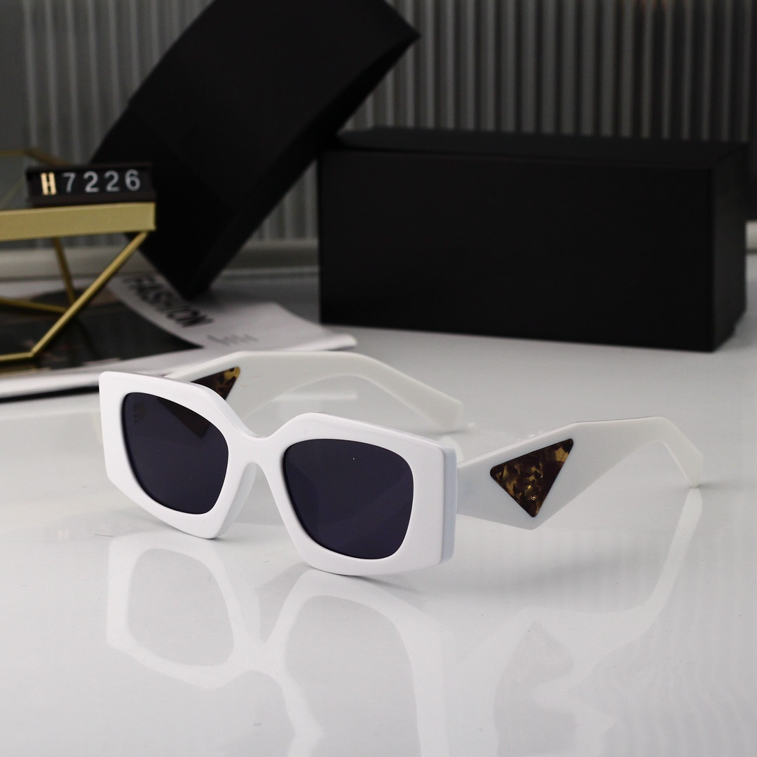 Sunglasses Retro Rectangle Women Designer Vintage White Rectangular Small Frame Sun Glasses Ladies Classic Square Oculos De Sol Sunglasses