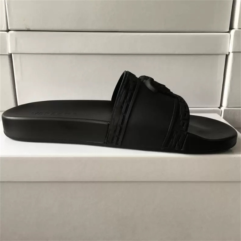 Luxury Designer Slide Slippers Summer sandals Men Beach Indoor Flat Flip Flops Leather Lady Women Fashion Classic Shoes Ladies Size 35-45 with box dust bag-0, 20
Luxury Designer Slide Slippers Summer sandals Men Beach Indoor Flat Flip Flops Leather Lady Women Fashion Classic Shoes Ladies Size 35-45 with box dust bag-0, 20