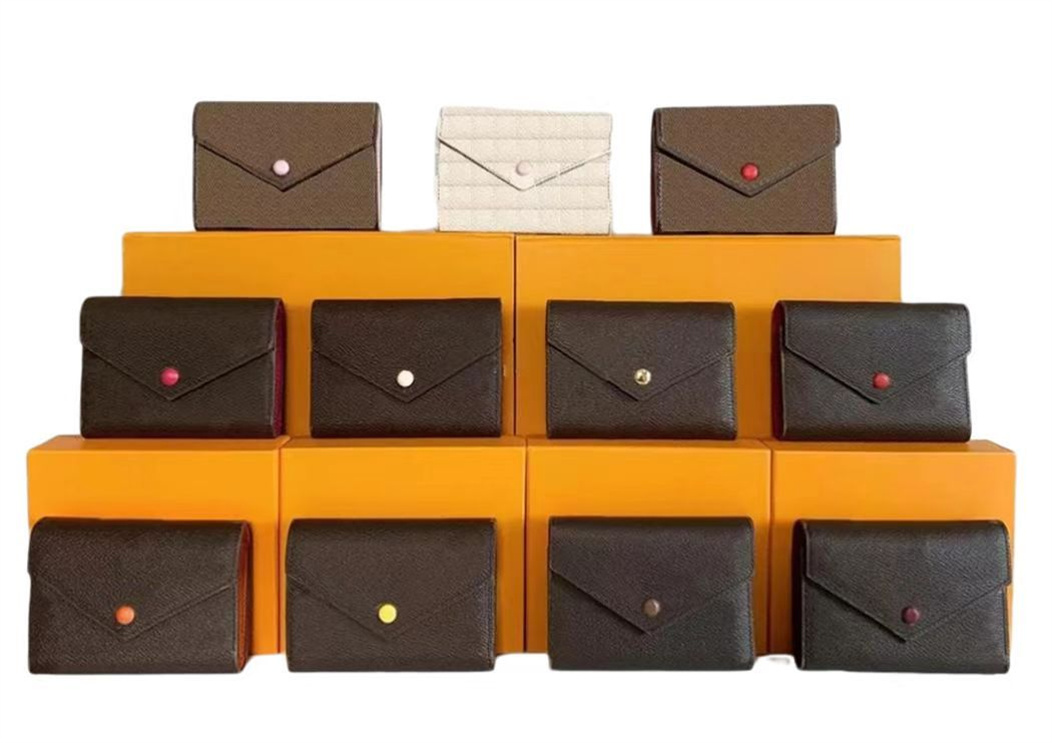 Purses For Women Wallet Luxury Designers Flap Button Leather Wallets Brand Coin Purse Card Old Flower M41939, 7#
Purses For Women Wallet Luxury Designers Flap Button Leather Wallets Brand Coin Purse Card Old Flower M41939, 7#