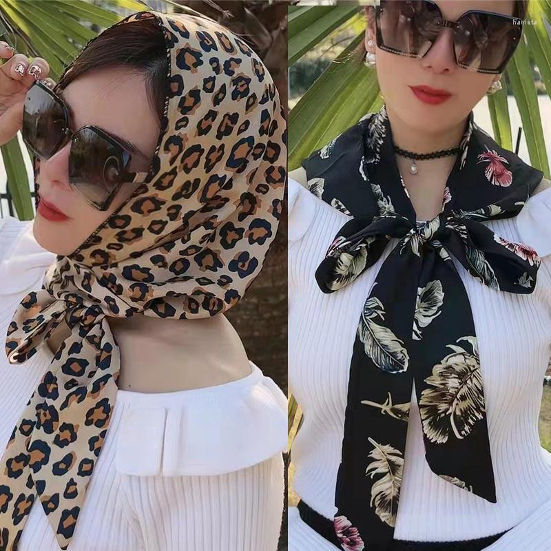 Scarves 2022 Design Chiffon Head Scarf Hijab Women Fashion Print Summer Magic Headband Hat Cap Foulard Female Sunscreen Echarpe
Scarves 2022 Design Chiffon Head Scarf Hijab Women Fashion Print Summer Magic Headband Hat Cap Foulard Female Sunscreen Echarpe