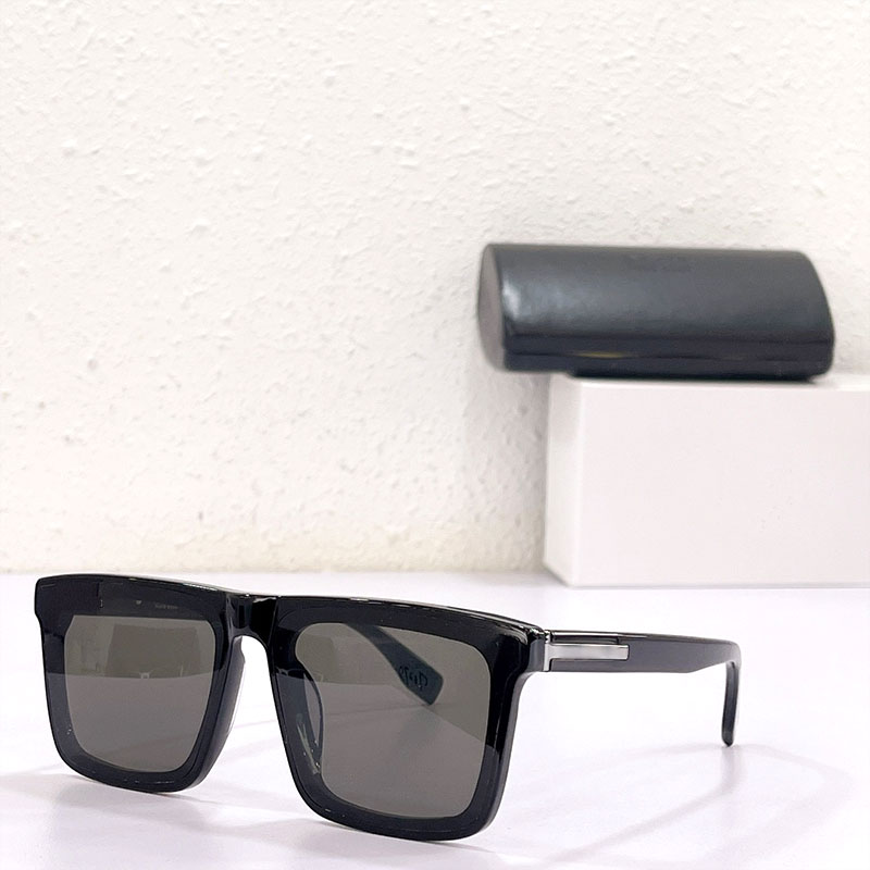 Fashion sunglasses for men and women 1350s exquisite brand ingenuity to add elegant charm UV400 repeated ancient full-frame sunglassess
Fashion sunglasses for men and women 1350s exquisite brand ingenuity to add elegant charm UV400 repeated ancient full-frame sunglassess