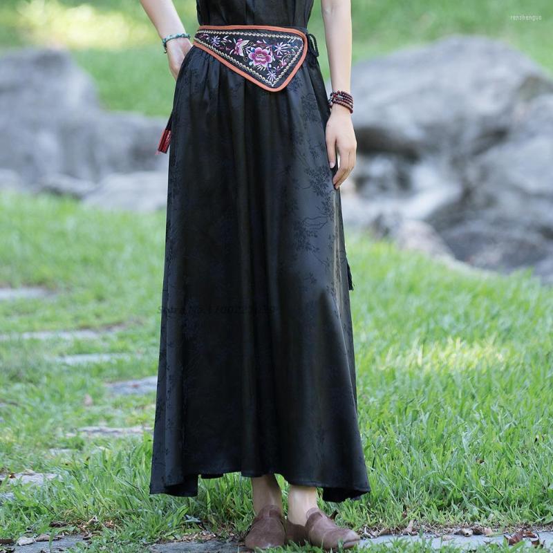 Ethnic Clothing 2022 Traditional Women Retro Skirt Vintage Flower Embroidery Patchwork Long National Casual Loose Jacquard A-line
Ethnic Clothing 2022 Traditional Women Retro Skirt Vintage Flower Embroidery Patchwork Long National Casual Loose Jacquard A-line
