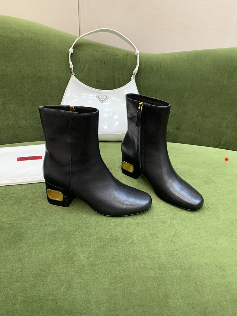 Fashion Ladies Ribbon Decorated Leathers Martin Boot Women Embroidered Leather Band Ankle Boots Top Designer Luxury woman Winter box Shoes size 35-40 -L005, Picture color
Fashion Ladies Ribbon Decorated Leathers Martin Boot Women Embroidered Leather Band Ankle Boots Top Designer Luxury woman Winter box Shoes size 35-40 -L005, Picture color