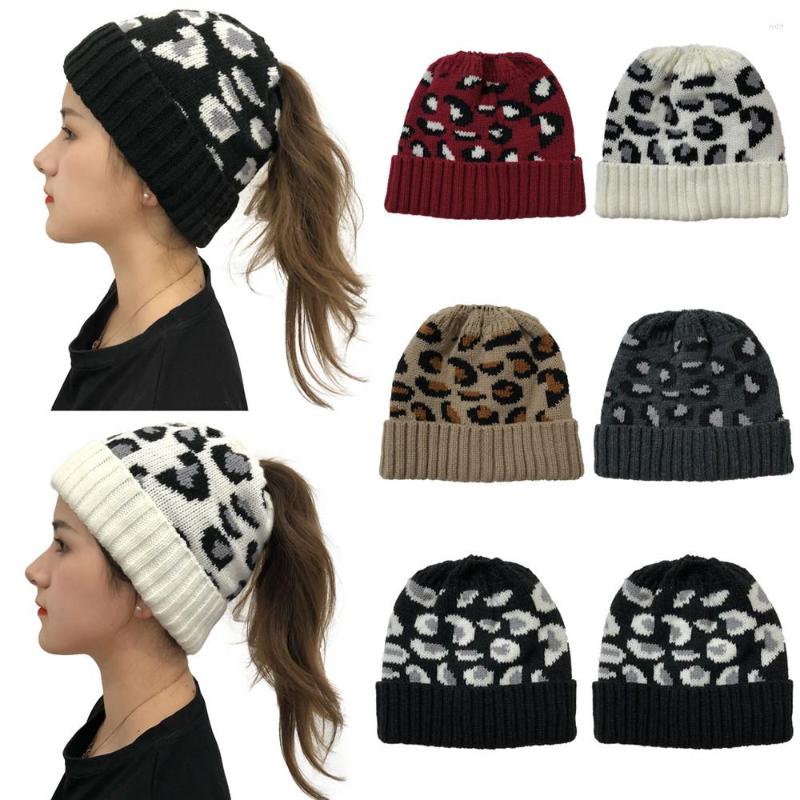 Berets Knitting Wool Women Winter Beanie Hat Leopard Printted Warm Soft Ladies Adjustable Beanies, White
Berets Knitting Wool Women Winter Beanie Hat Leopard Printted Warm Soft Ladies Adjustable Beanies, White