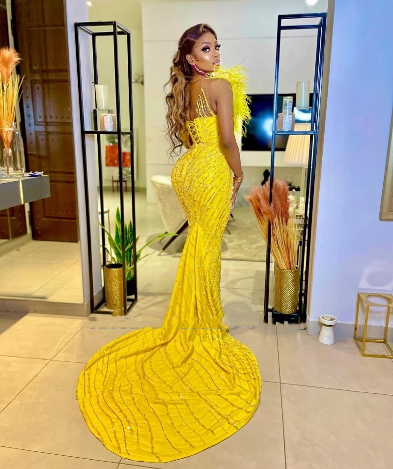 Bright Yellow Ormal Evening Dresses Mor Beading Sheer Neck One Shoulder African Feathers Women Mermaid Prom Gowns Party Dress
