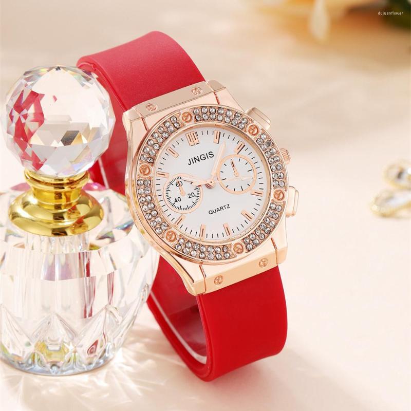 Wristwatches Women Rhinestone Watch 2022 Fashion Silicone Jelly Strap Quartz Clock Ladies Casual Dress Wristwatch Relogio, Red rose gold
Wristwatches Women Rhinestone Watch 2022 Fashion Silicone Jelly Strap Quartz Clock Ladies Casual Dress Wristwatch Relogio, Red rose gold