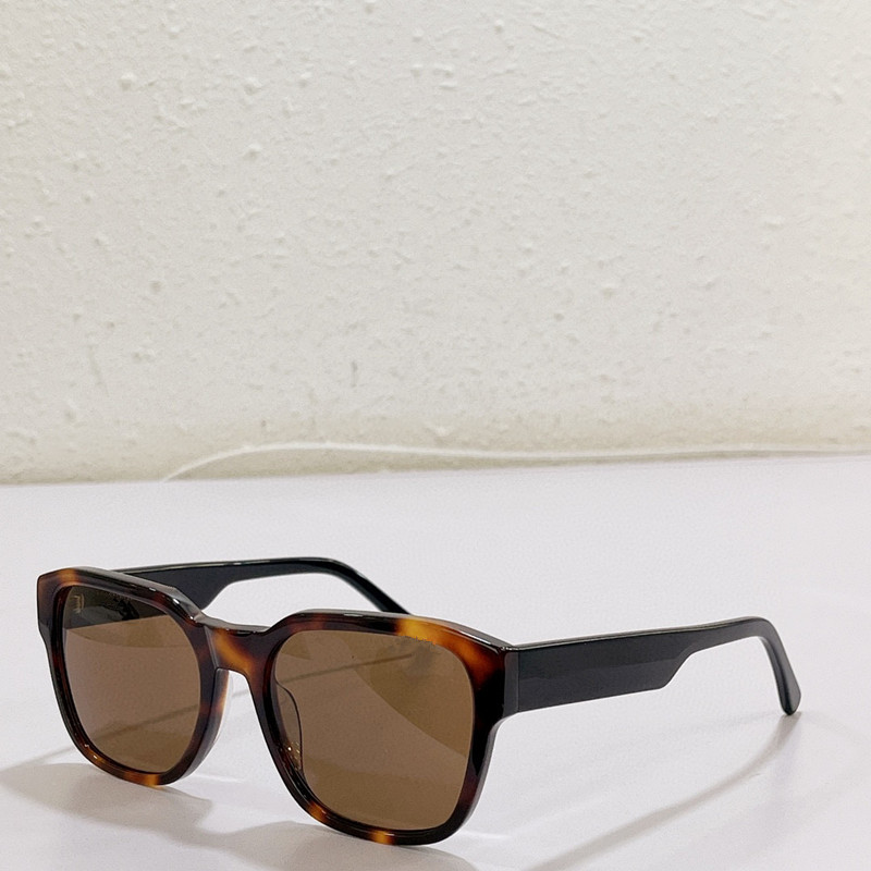 Sunglasses Women Men Summer 4175 Style Anti-Ultraviolet Retro Plate Full Frame Fashion Glasses Random Box
Sunglasses Women Men Summer 4175 Style Anti-Ultraviolet Retro Plate Full Frame Fashion Glasses Random Box