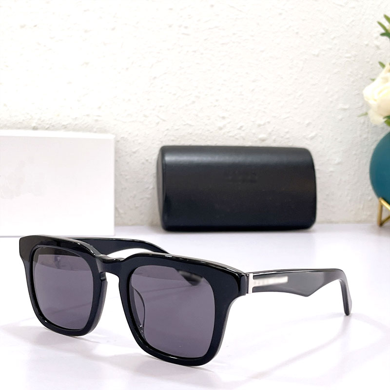 Fashion sunglasses for men and women 1285S exquisite brand ingenuity to add elegant charm UV400 repeated ancient full-frame sunglassess
Fashion sunglasses for men and women 1285S exquisite brand ingenuity to add elegant charm UV400 repeated ancient full-frame sunglassess