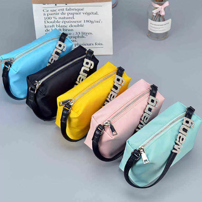 New Imitation Silk Rhinestone Wang Shoulder Bag Fashion Diamond Women Bags High Quality Designer Luxury Purse and Handbag G220426, Light blue
New Imitation Silk Rhinestone Wang Shoulder Bag Fashion Diamond Women Bags High Quality Designer Luxury Purse and Handbag G220426, Light blue