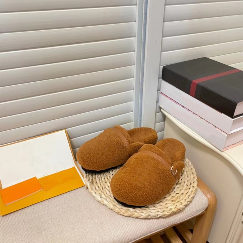 New Fashion Slippers Deluxe Designer Sandals Leather Outdoor Beach Boots Warm and Non slip Slip on Letter Rubber Jelly Buckle Flat Bottom 36-40, Box
New Fashion Slippers Deluxe Designer Sandals Leather Outdoor Beach Boots Warm and Non slip Slip on Letter Rubber Jelly Buckle Flat Bottom 36-40, Box