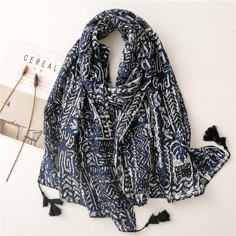 Scarves Exotic Retro National Style Blue And White Porcelain Tibetan Hand-painted Silk Scarf Long Braid Beard Cotton Linen Ha
Scarves Exotic Retro National Style Blue And White Porcelain Tibetan Hand-painted Silk Scarf Long Braid Beard Cotton Linen Ha
