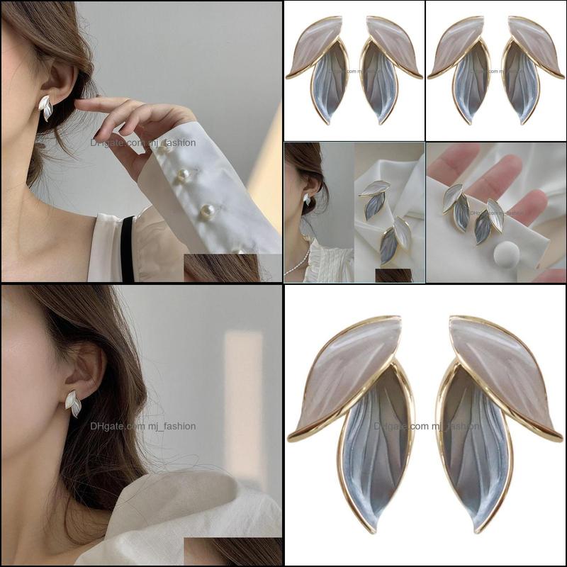 Stud Stud Delicate Opal Leaf Earrings Romantic Korean Elegant Pendant Jewelry Trendy 2021 For Women Drop Delivery 2022 Dhh6X
Stud Stud Delicate Opal Leaf Earrings Romantic Korean Elegant Pendant Jewelry Trendy 2021 For Women Drop Delivery 2022 Dhh6X