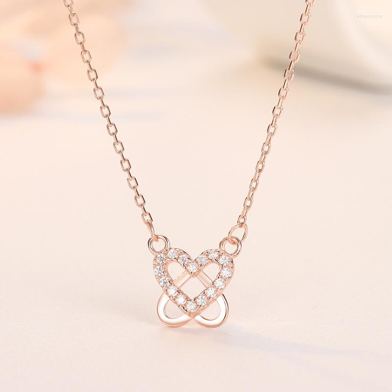 Chains Korean Heart Necklace Sterling Silver Color Fashion Luxury Micro Inlaid Pendant Customized Clavicle Chain
Chains Korean Heart Necklace Sterling Silver Color Fashion Luxury Micro Inlaid Pendant Customized Clavicle Chain