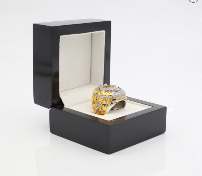 bags wholesale Kansas 2019 championship ring Chief s fashion Gifts from fans and friends leather Bag Parts & Accessories
bags wholesale Kansas 2019 championship ring Chief s fashion Gifts from fans and friends leather Bag Parts & Accessories