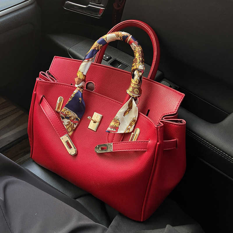h bag Head layer H ermese leather briki fashion classic bag Large Capacity Red Bride Women 2022 New Fashion Premium Texture Versatile Crossbody, Not for sale do not shoot
h bag Head layer H ermese leather briki fashion classic bag Large Capacity Red Bride Women 2022 New Fashion Premium Texture Versatile Crossbody, Not for sale do not shoot