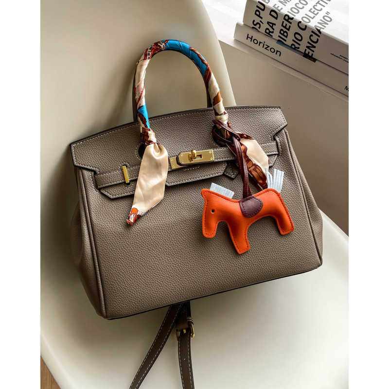 h bag Classic fashion briki handbag H ermese bag women lychee pattern hand Fashion large capacity cross body shoulder Full PU s, Yellow - no accessories
h bag Classic fashion briki handbag H ermese bag women lychee pattern hand Fashion large capacity cross body shoulder Full PU s, Yellow - no accessories