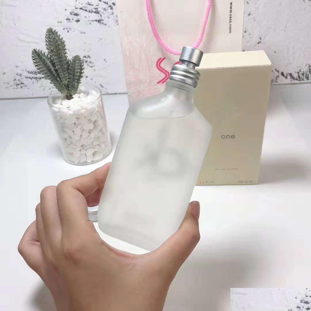 Perfume Bottle One Per 100Ml Men Women Fragrance Eau De Toilette 3 4Fl Oz Long Lasting Smell White Bottle Unisex Edp Parfum Spray Co Dhclo
Perfume Bottle One Per 100Ml Men Women Fragrance Eau De Toilette 3 4Fl Oz Long Lasting Smell White Bottle Unisex Edp Parfum Spray Co Dhclo