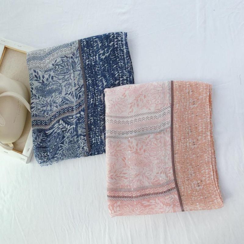 Scarves 2022 Vintage Flower Print Sequins Shawl Paisley Trendy Scarf Wrap Hijab Wholesale 2 Color 10pcs/lot
Scarves 2022 Vintage Flower Print Sequins Shawl Paisley Trendy Scarf Wrap Hijab Wholesale 2 Color 10pcs/lot