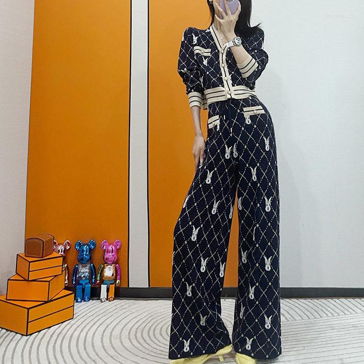 Women' Two Piece Pants EWSFV 2022 Autumn Fashion Women Print Knitted Suit Hepburn Style V-neck Full Sleeve Tops Wide-Leg Long Two-Piece Set, Navy
Women' Two Piece Pants EWSFV 2022 Autumn Fashion Women Print Knitted Suit Hepburn Style V-neck Full Sleeve Tops Wide-Leg Long Two-Piece Set, Navy