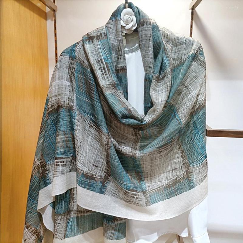 Scarves High-end Elegant Women's Simple Fresh Green Geometric Block Printed High Quality Cashmere Warm Fine Beard Edge Scarf Shawl Wrap
Scarves High-end Elegant Women's Simple Fresh Green Geometric Block Printed High Quality Cashmere Warm Fine Beard Edge Scarf Shawl Wrap