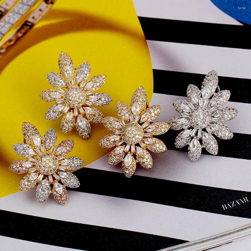 Dangle Earrings TIRIM Tendy Snowflake Stub For Women Luxury Sparking Cubic Ziron Stereo Elliptical Earing Fashion Jewelry Gifts
Dangle Earrings TIRIM Tendy Snowflake Stub For Women Luxury Sparking Cubic Ziron Stereo Elliptical Earing Fashion Jewelry Gifts