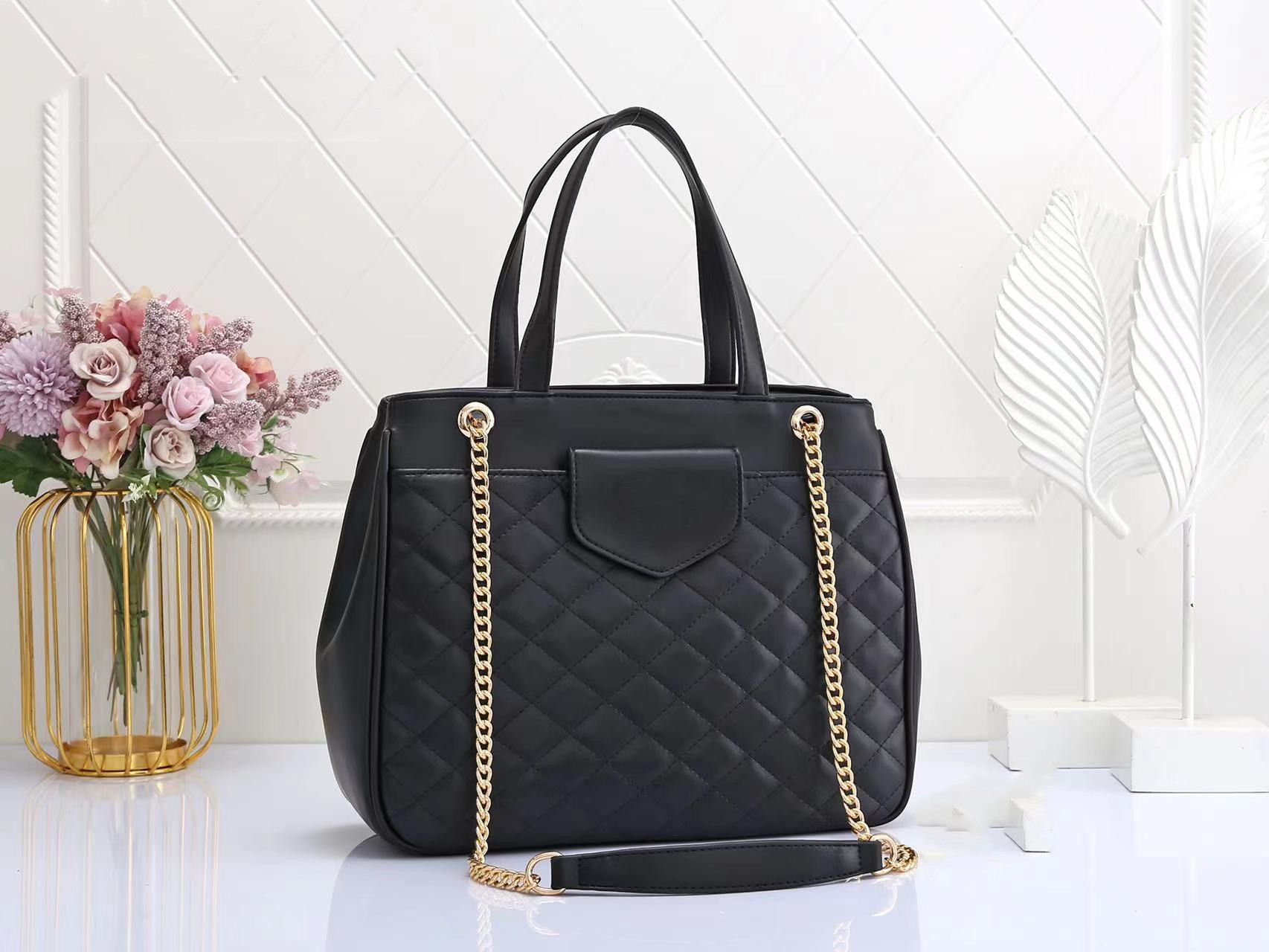 Woman bags Portable one shoulder chain bag Totes Fashion Shopping Satchels crossbody messenger bags Luxury designer purses pu leather hobo handbag wallet, Bubble bag
Woman bags Portable one shoulder chain bag Totes Fashion Shopping Satchels crossbody messenger bags Luxury designer purses pu leather hobo handbag wallet, Bubble bag
