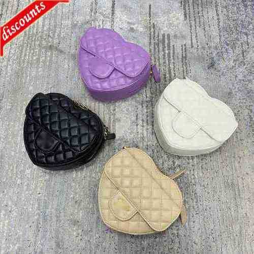 Evening Bags Brand Design 3191 Letter Luxury Plaid Woman's Shoulder Chain Cc Bag Lambskin Heart Shape Messenger Real Leather Mini Eveni, Picture show
Evening Bags Brand Design 3191 Letter Luxury Plaid Woman's Shoulder Chain Cc Bag Lambskin Heart Shape Messenger Real Leather Mini Eveni, Picture show