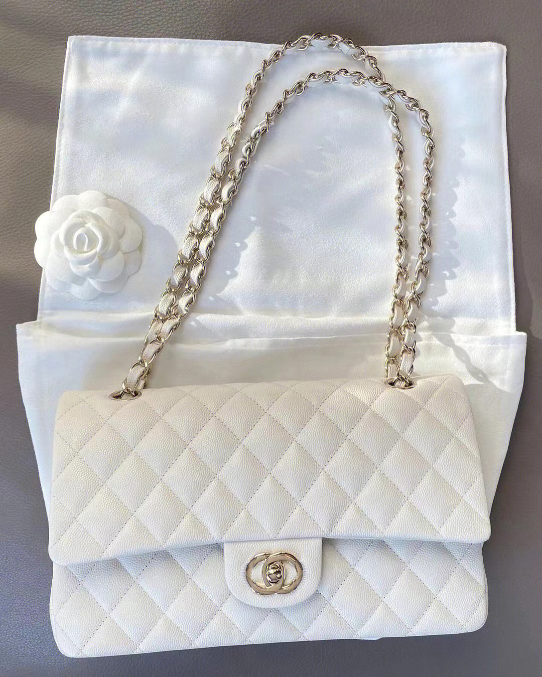 tote Clutch Flap CF WOC bag 19 Womens Luxury classic mens bags cosmetic pouch hangbags caviar Gold chain Crossbody designer totes Shoulder Leather lambskin classic, Carton
tote Clutch Flap CF WOC bag 19 Womens Luxury classic mens bags cosmetic pouch hangbags caviar Gold chain Crossbody designer totes Shoulder Leather lambskin classic, Carton