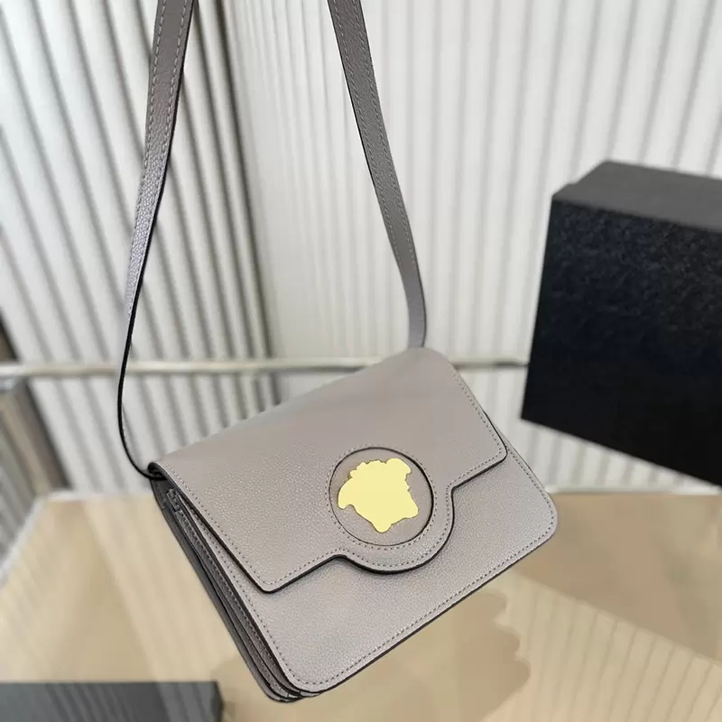Classic Head Shoulder Bag Designer Womens Leather Handbag Medusa Mini Flap Bags Fashion Ladies Crossbody Luxury Totes Handbags Purses, Grey(with box)
Classic Head Shoulder Bag Designer Womens Leather Handbag Medusa Mini Flap Bags Fashion Ladies Crossbody Luxury Totes Handbags Purses, Grey(with box)