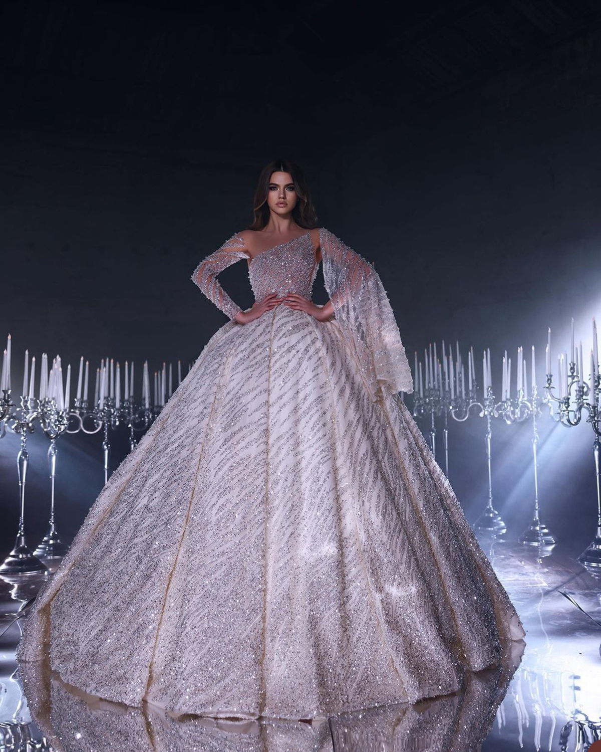 Glitter Sparkle Wedding Dress Sheer Neck Sequined Lace Bridal Gowns Beaded Princess Robe de mariee