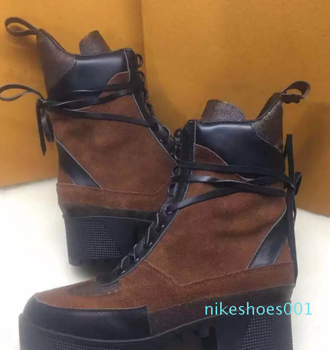 2022 Boot Brand New with Box and Dustbags Sand Boots Fashion Woman Bootie Original Box, Don´t buy it
2022 Boot Brand New with Box and Dustbags Sand Boots Fashion Woman Bootie Original Box, Don´t buy it