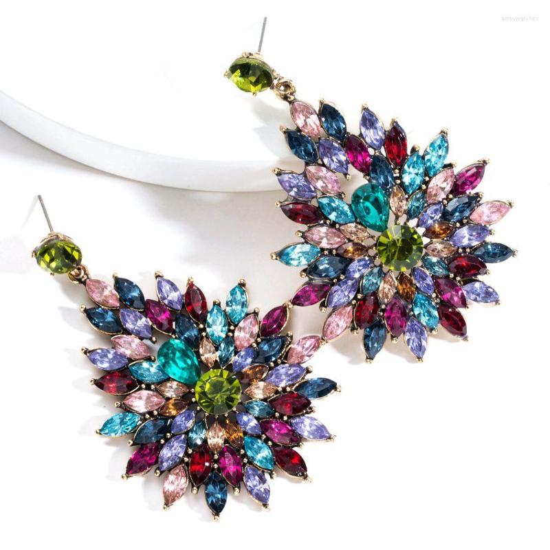 Dangle Earrings European And American Style Color Crystal Rhinestone Sunflower Drop For Women Oversize Long Romantic Fashion Jewelry
Dangle Earrings European And American Style Color Crystal Rhinestone Sunflower Drop For Women Oversize Long Romantic Fashion Jewelry