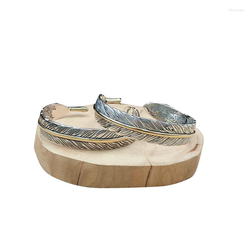 Bangle Takahashi Tangcao Feather Bracelet Flat Open Lovers Sterling Silver Jewelry Trendy And Versatile Unique Style
Bangle Takahashi Tangcao Feather Bracelet Flat Open Lovers Sterling Silver Jewelry Trendy And Versatile Unique Style
