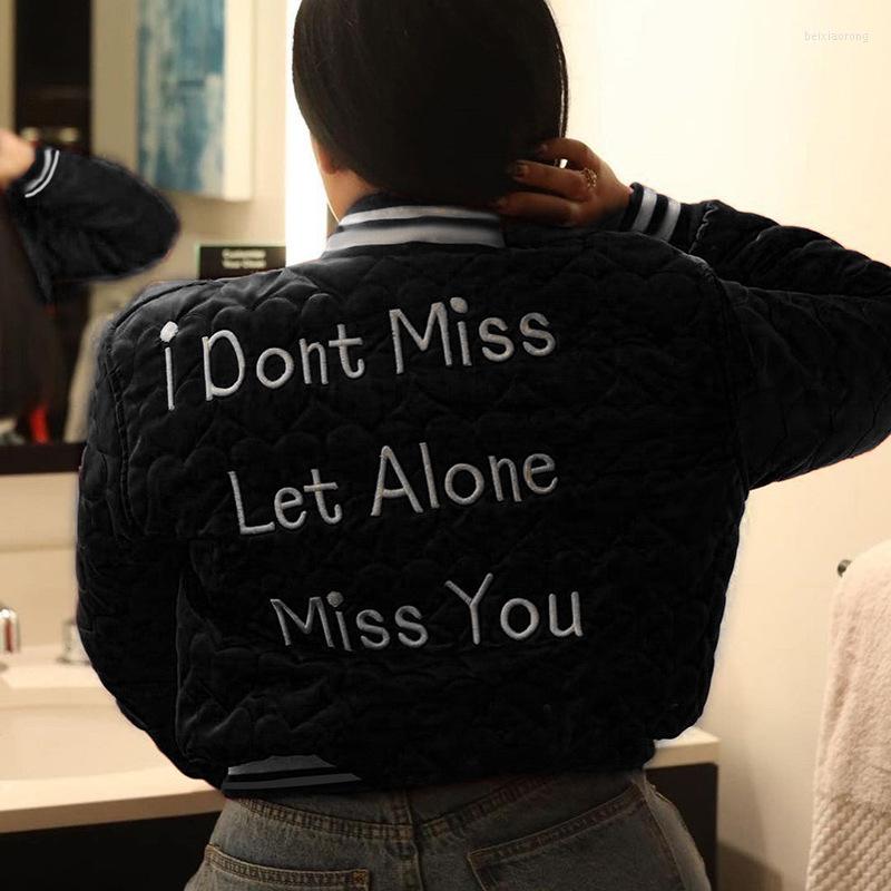 Women' Jackets 2022 Fashion Letter Embroidery Patchwork Crop Jacket Warm Black Baseball Uniform Female Single-Breasted Short Coats Outwear
Women' Jackets 2022 Fashion Letter Embroidery Patchwork Crop Jacket Warm Black Baseball Uniform Female Single-Breasted Short Coats Outwear