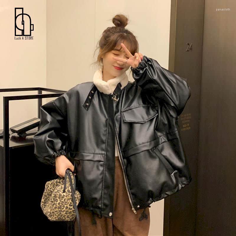 Women' Leather PU Long-sleeved Padded Jacket Women Winter Korean 2022 Plus Velvet Thickening Small Loose Collar Motorcycle Top, Black
Women' Leather PU Long-sleeved Padded Jacket Women Winter Korean 2022 Plus Velvet Thickening Small Loose Collar Motorcycle Top, Black