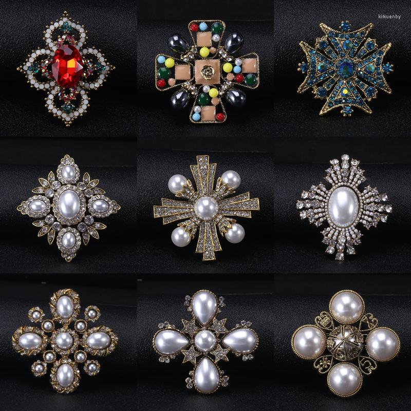 Brooches Baroque High-end Vintage Pearl Brooch Pin Metal Big For Women Pins Clothes Scarf Clip Jewelry
Brooches Baroque High-end Vintage Pearl Brooch Pin Metal Big For Women Pins Clothes Scarf Clip Jewelry