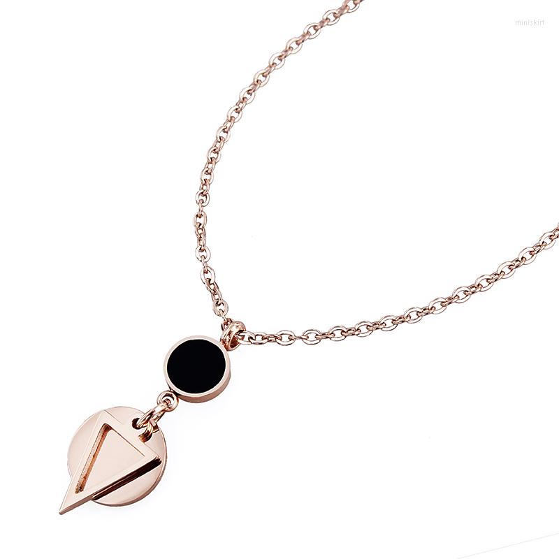 Pendant Necklaces HAWSON Punk Triangle Necklace Women Jewelry Rose Gold Stainless Round Choker
Pendant Necklaces HAWSON Punk Triangle Necklace Women Jewelry Rose Gold Stainless Round Choker