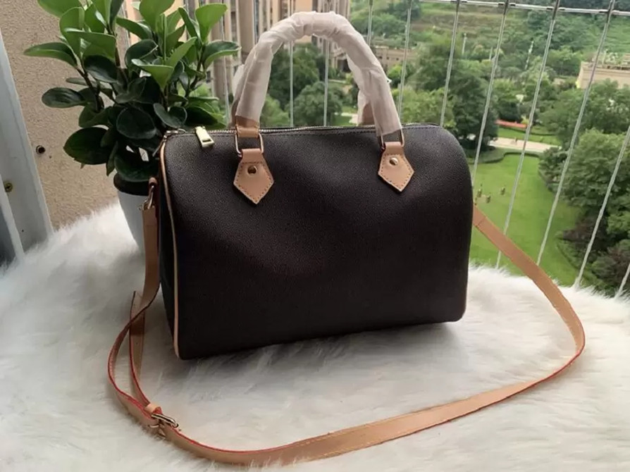 Women Leather Handbags messenger bag famous Shoulder Bags Lady set luxurys Crossbody Bags Long wallets, Not sending products
Women Leather Handbags messenger bag famous Shoulder Bags Lady set luxurys Crossbody Bags Long wallets, Not sending products