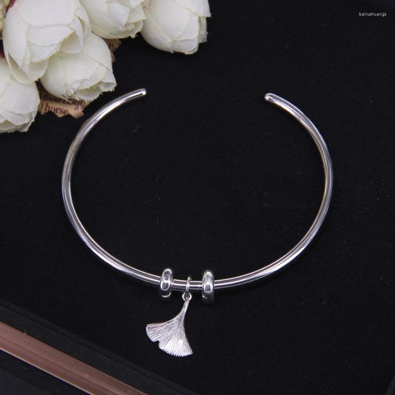 Charm Bracelets HEMISTON Ginkgo Leaf Carrier Bangles Glam Fashion Jewelry Gift For Women Bijoux
Charm Bracelets HEMISTON Ginkgo Leaf Carrier Bangles Glam Fashion Jewelry Gift For Women Bijoux