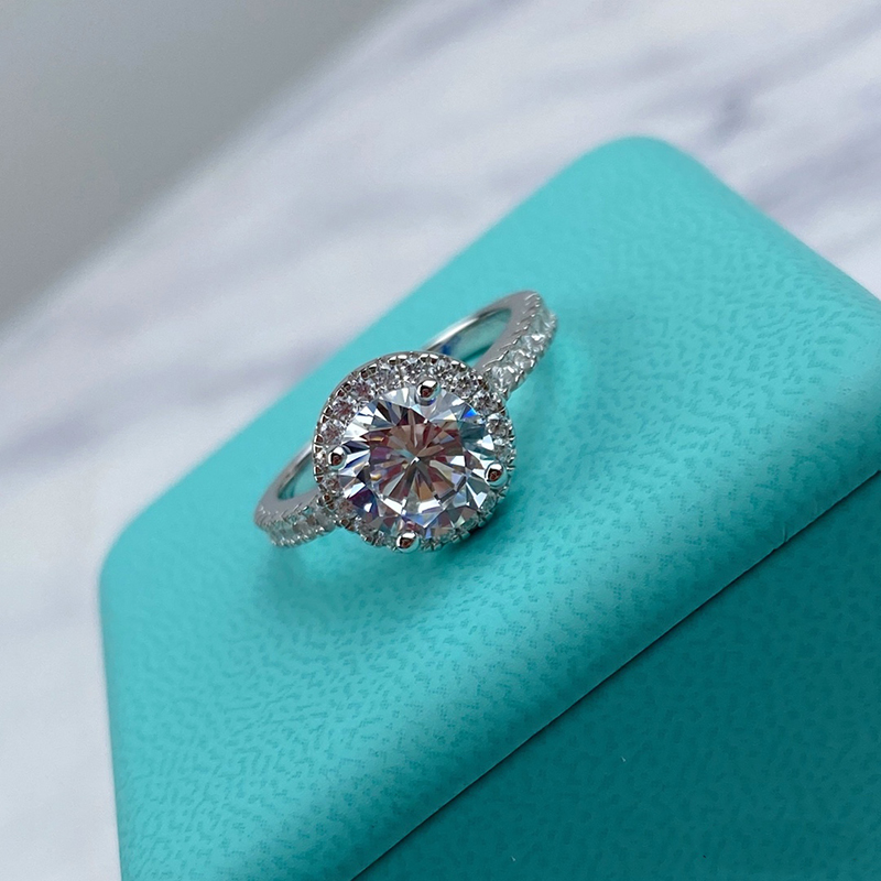 luxurys fashion designers ring diamond ring classic versatile essential gift for men and women Sterling Silver Plated Simple style
luxurys fashion designers ring diamond ring classic versatile essential gift for men and women Sterling Silver Plated Simple style