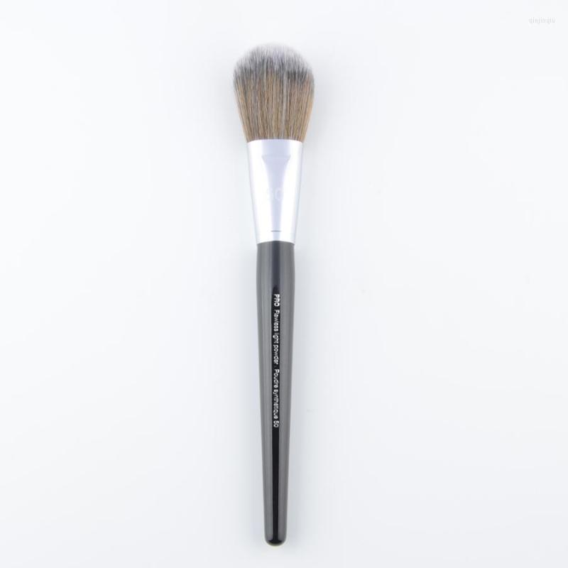 Makeup Brushes S #50 Blusher Pro Light Powder Make Up Brush Blush Contour Cosmetic Tools Synthetic Hair Wood Handle
Makeup Brushes S #50 Blusher Pro Light Powder Make Up Brush Blush Contour Cosmetic Tools Synthetic Hair Wood Handle