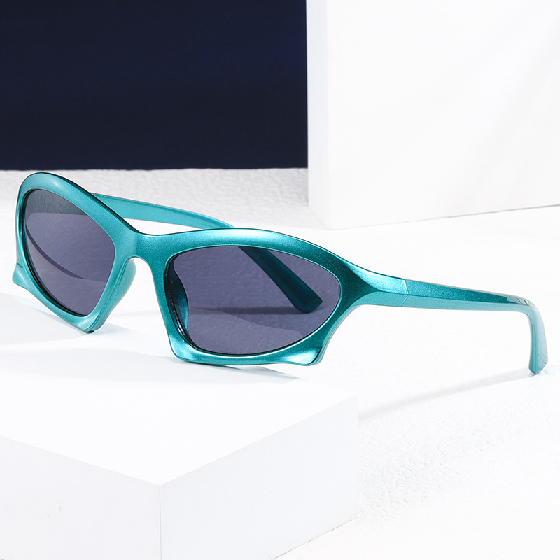New sunglasses 3340 bat cat's eyes futuristic men's and women's ins fashionable wholesale sunscreen pc sunglasses
New sunglasses 3340 bat cat's eyes futuristic men's and women's ins fashionable wholesale sunscreen pc sunglasses