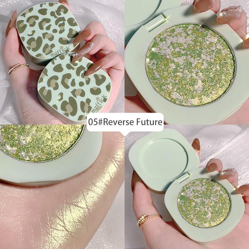 Eyeliner Leopard Highlight Powder 3 IN 1 Brighten Shimmer Shadow High Gloss Facial, Gg0021-6
Eyeliner Leopard Highlight Powder 3 IN 1 Brighten Shimmer Shadow High Gloss Facial, Gg0021-6